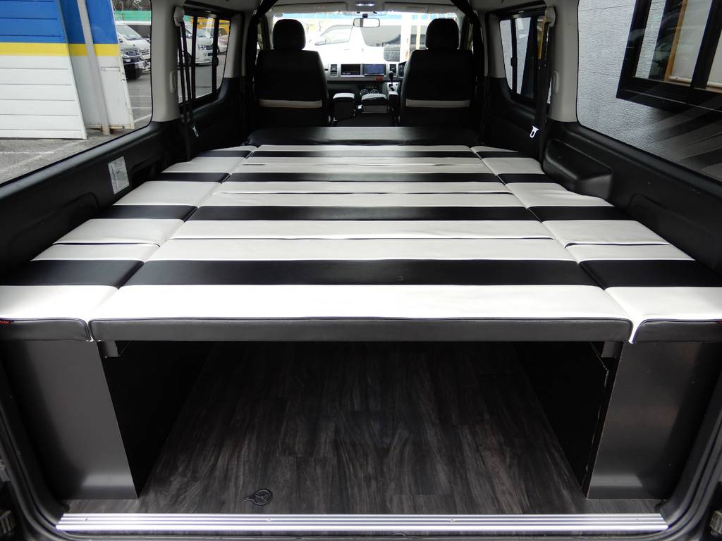 車中泊にも、長いお荷物を運ぶのにもお使い頂けます♪