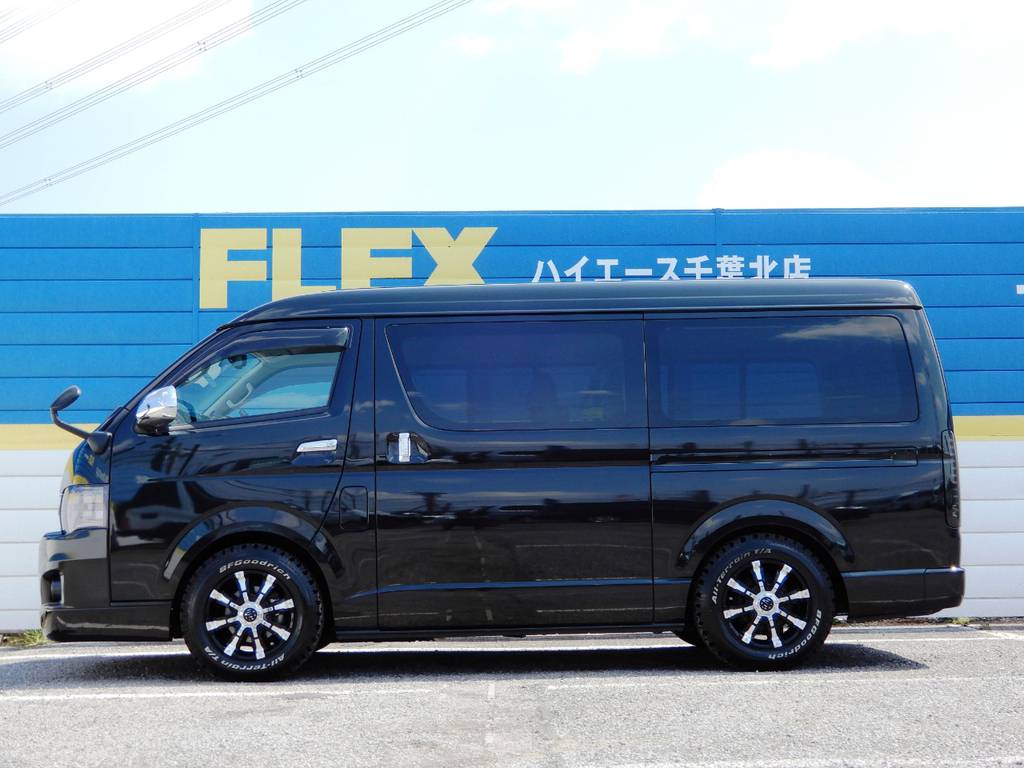 常時７０台以上のハイエース在庫数、フレックス株式会社ハイエース千葉北店！
