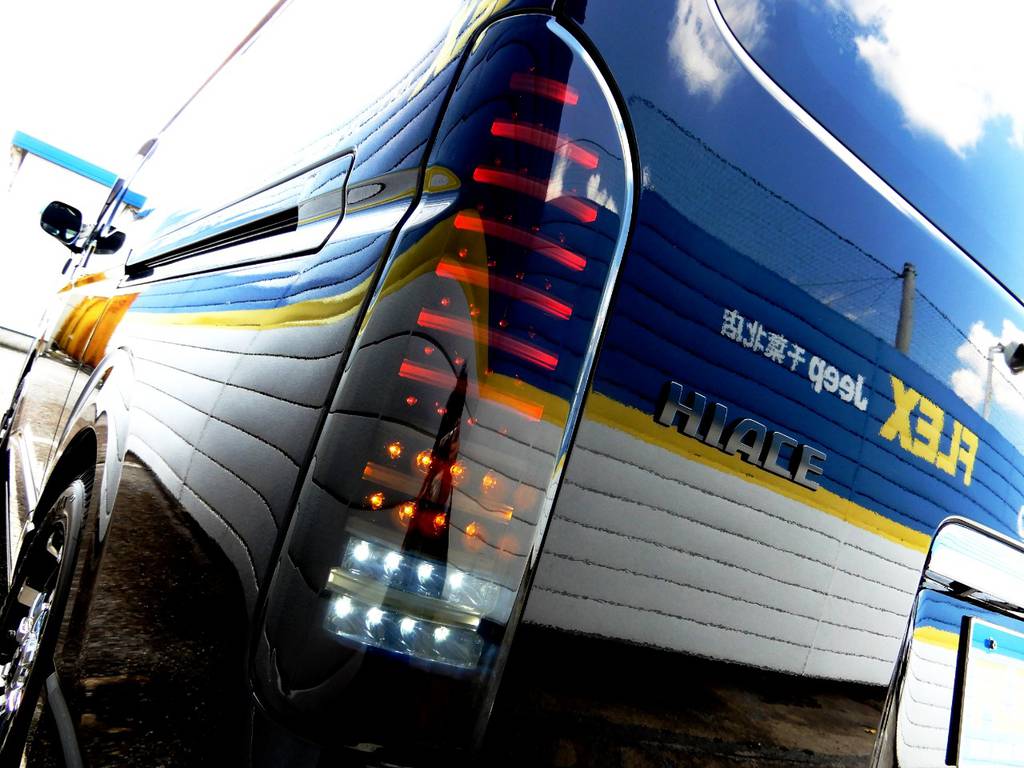 ヴァレンティ　ＬＥＤテールランプ＋スモークテールカバー♪