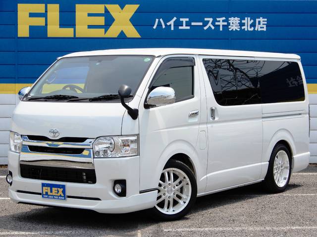 ２６年　中古ハイエースバン　ガソリン２ＷＤ！