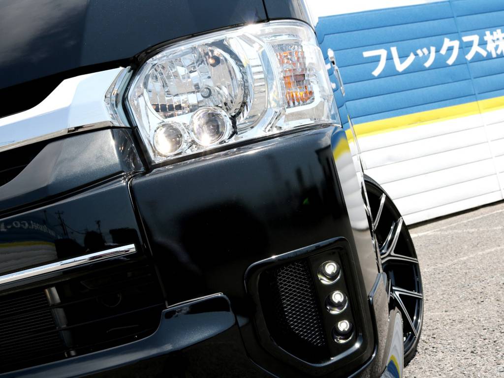 メーカーオプションＬＥＤヘッドライト＆ＬＥＤデイライト！