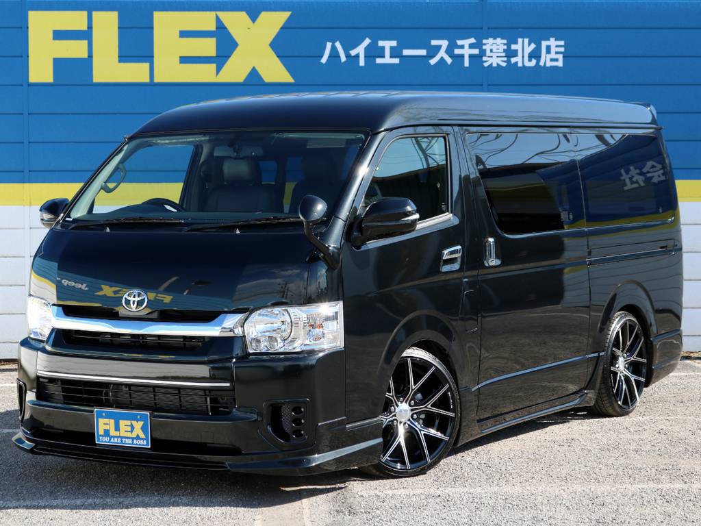 新車未登録　ハイエースワゴンＧＬ　１０人乗り　ＷＡＬＤフルエアロ　内装アレンジ【ラウンジ３α】！