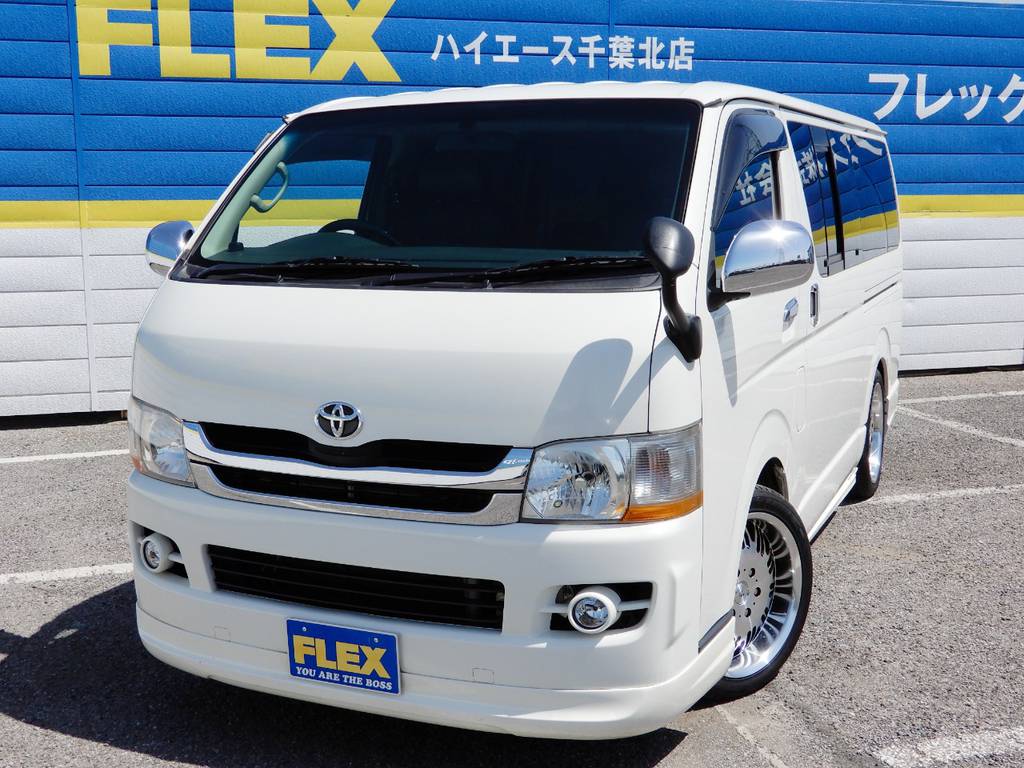 ハイエースらしい魅力がたっぷり詰まったお車です♪