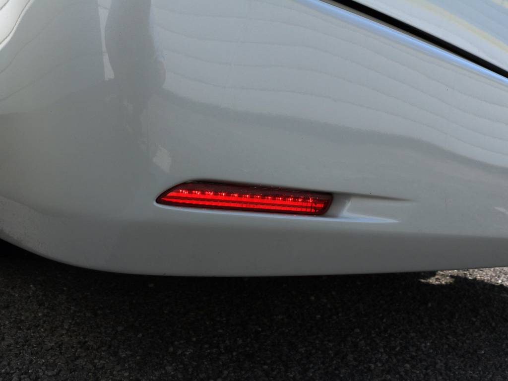 ＬＥＤリフレクター！スモール・ブレーキランプ連動♪