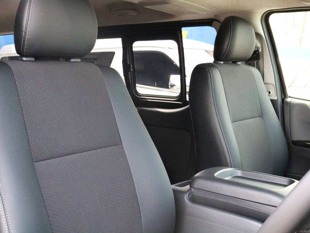 運転席シート、特別仕様車専用シート！