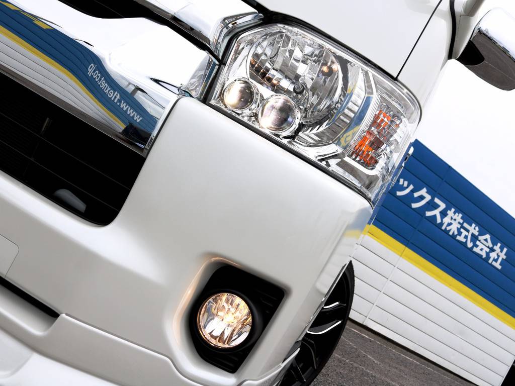 メーカーオプションＬＥＤヘッドライト！