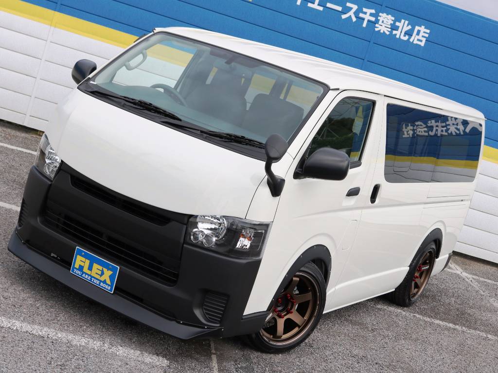 旧車風のテイストを取り入れ、格好良く仕上げました！