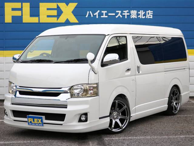 新車未登録　ハイエースワゴンＧＬ　ガソリン２ＷＤ　１０人乗り　レガンスフルエアロコンプリート！