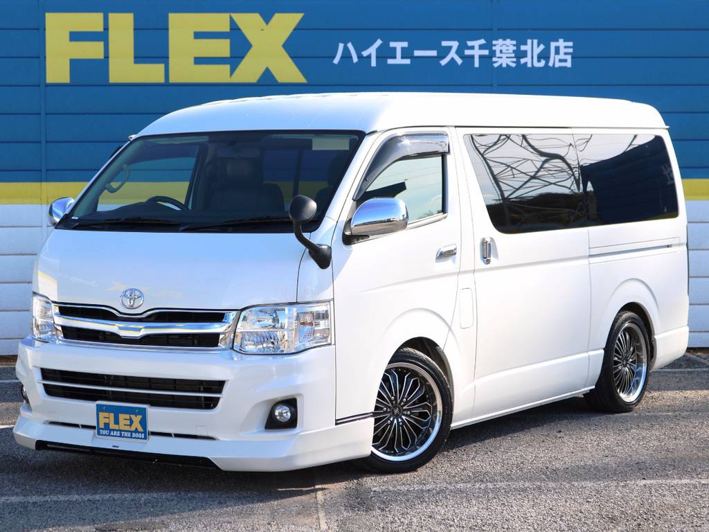 Ｈ２３年　ハイエースワゴンＧＬ　２ＷＤ　１０人乗り！