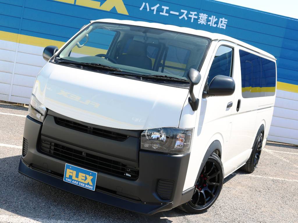 旧車風のテイストを取り入れ、格好良く仕上げました♪