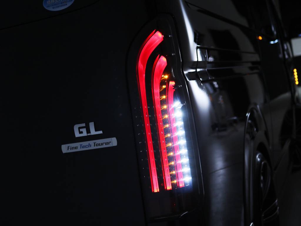 ４１５コブラ　ライトセイバー　ＬＥＤテールランプ♪