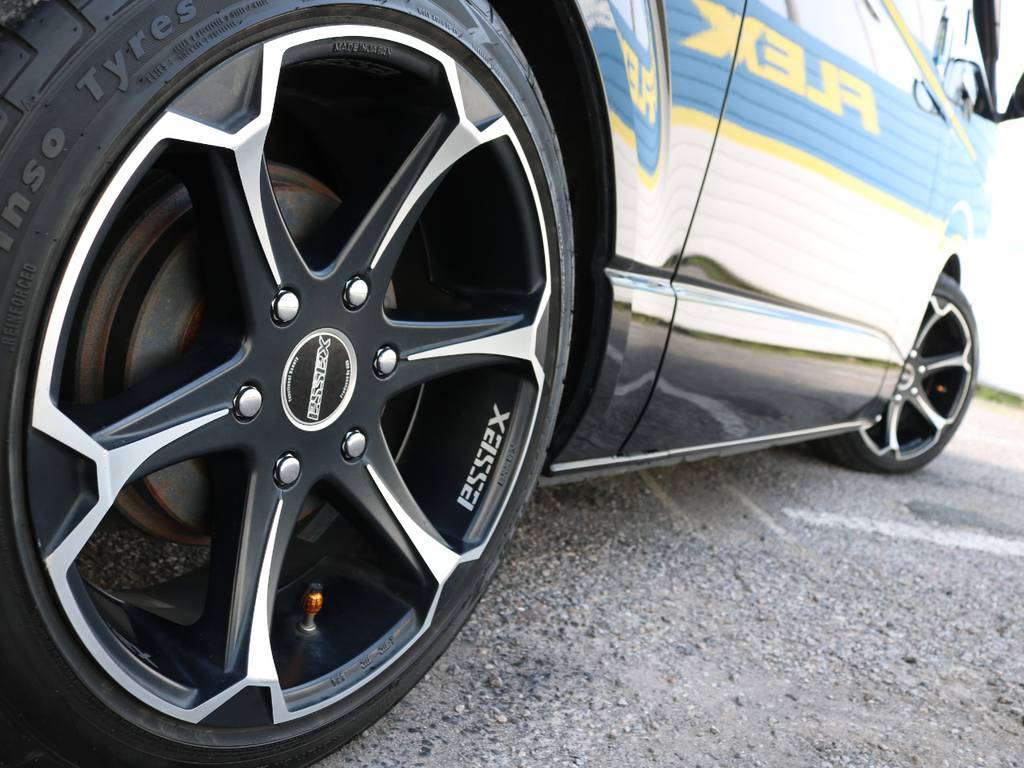 エセックス　ＥＪ　１８インチアルミホイール！