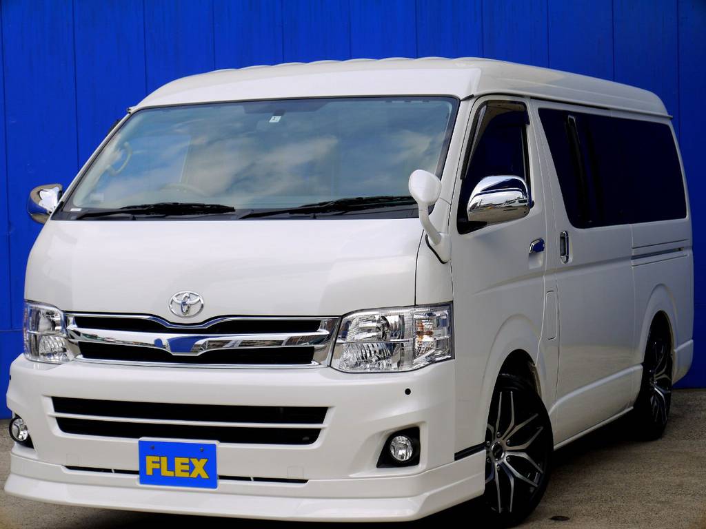 Ｈ２５年式 Ⅲ型後期 ハイエース ワイドスーパーＧＬ ４ＷＤ カスタムパッケージが入庫しました！！