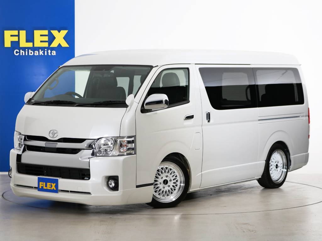 新車未登録　ハイエースワゴンＧＬ　２ＷＤ　１０人乗り　当社人気内装アレンジ【アレンジＲ１】！！