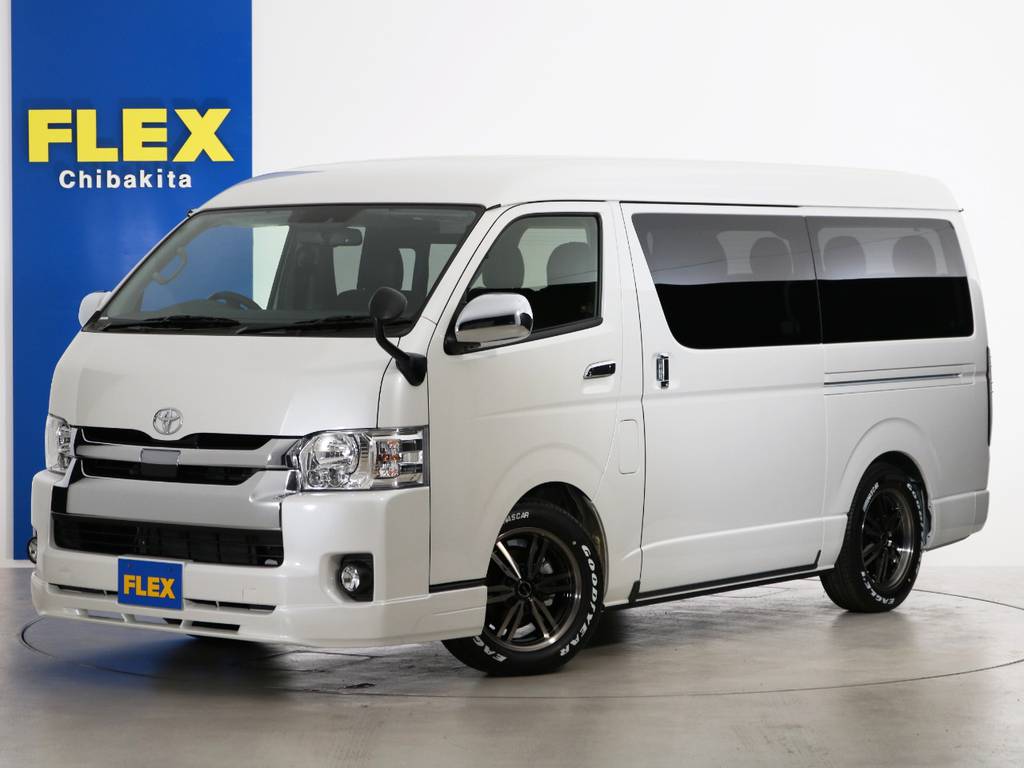 新車無登録　ハイエースワゴンＧＬ　４ＷＤ　内装アレンジ【アレンジＲ１】！