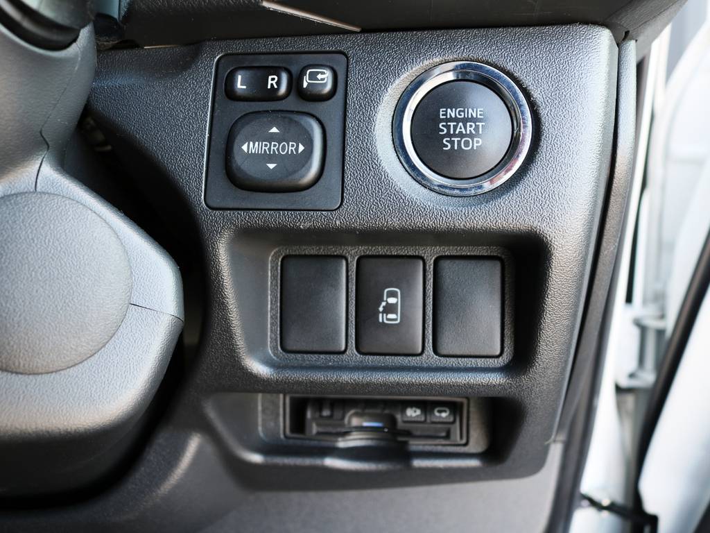 メーカーオプション　プッシュスタートシステム＋パワースライドドア！ＥＴＣ完備♪