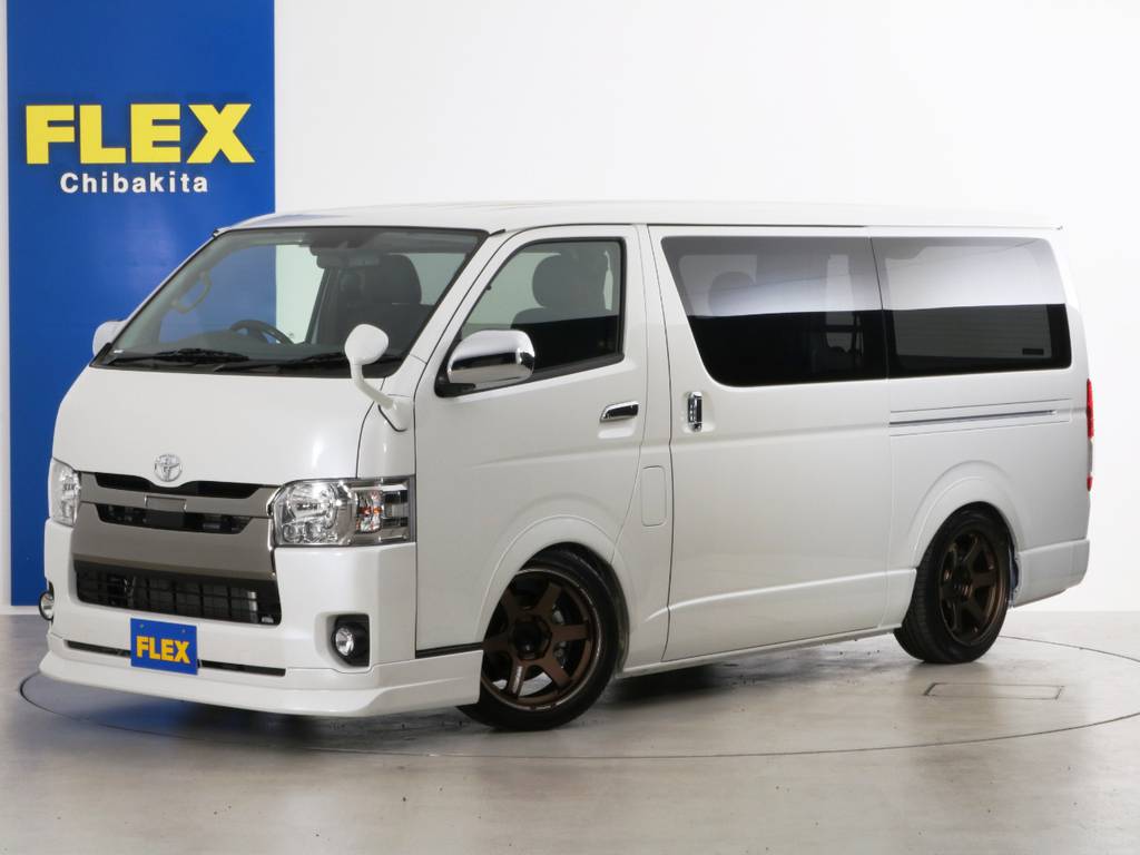 新車未登録　ハイエースバン　Ｓ－ＧＬ　ダークプライム　ライトチューンパッケージ！