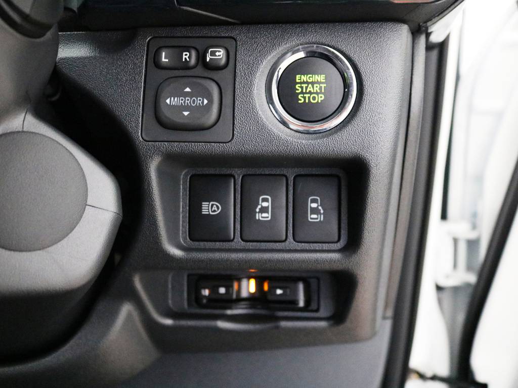 メーカーオプション　プッシュスタートシステム＋パワースライドドア！ＥＴＣも装着済み♪