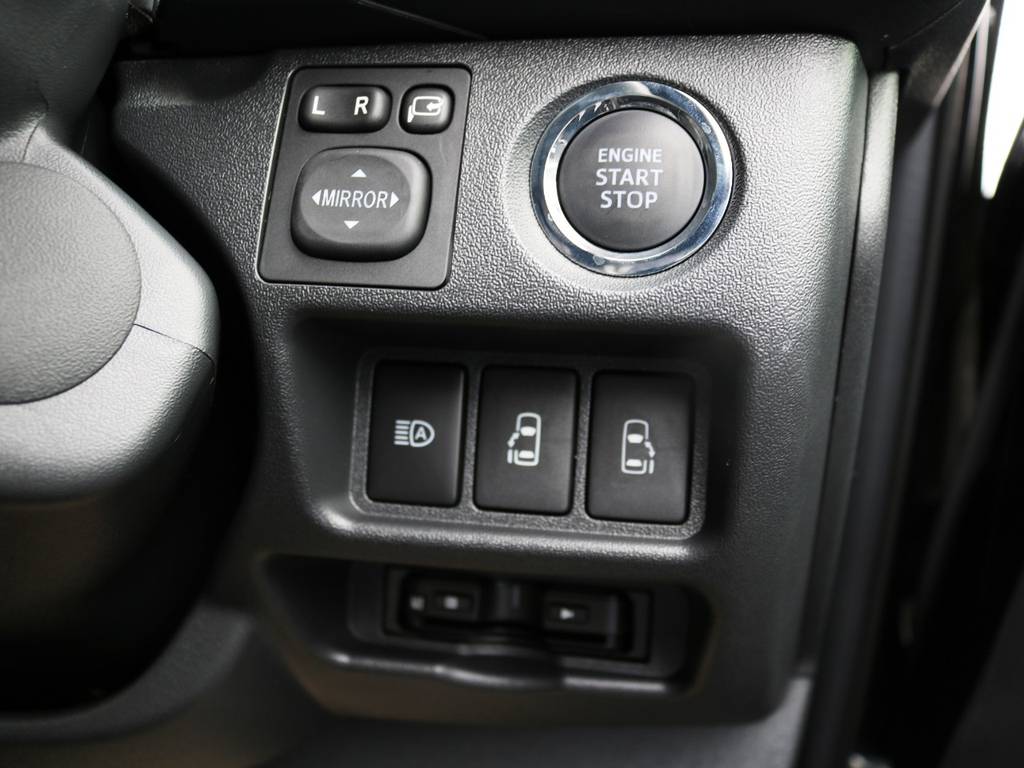 メーカーオプション　プッシュスタートシステム＋パワースライドドア！ＥＴＣも画像下部の位置に設置済み♪