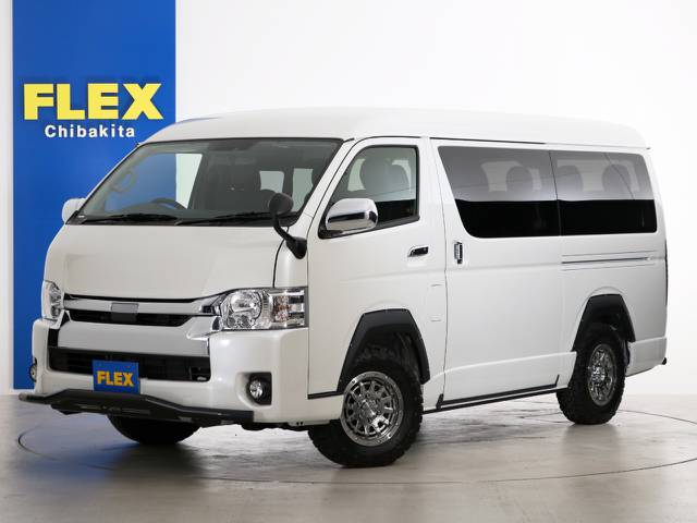 新車未登録　ハイエースワゴンＧＬ　ガソリン４ＷＤ　１０人乗り　床張り済みスタンダードパッケージ！