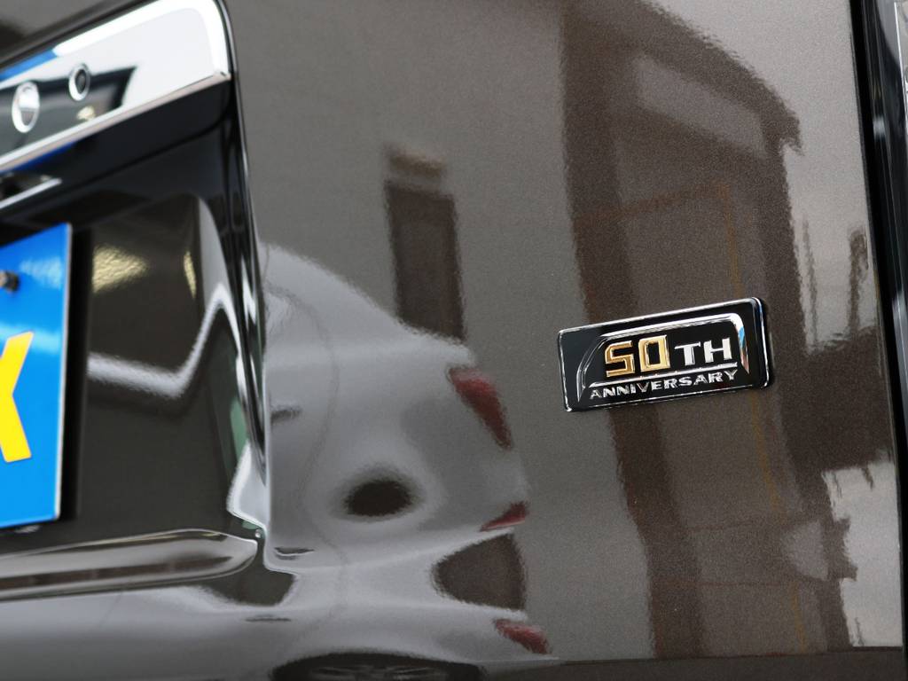 ５０ＴＨアニバーサリーエンブレム付き♪