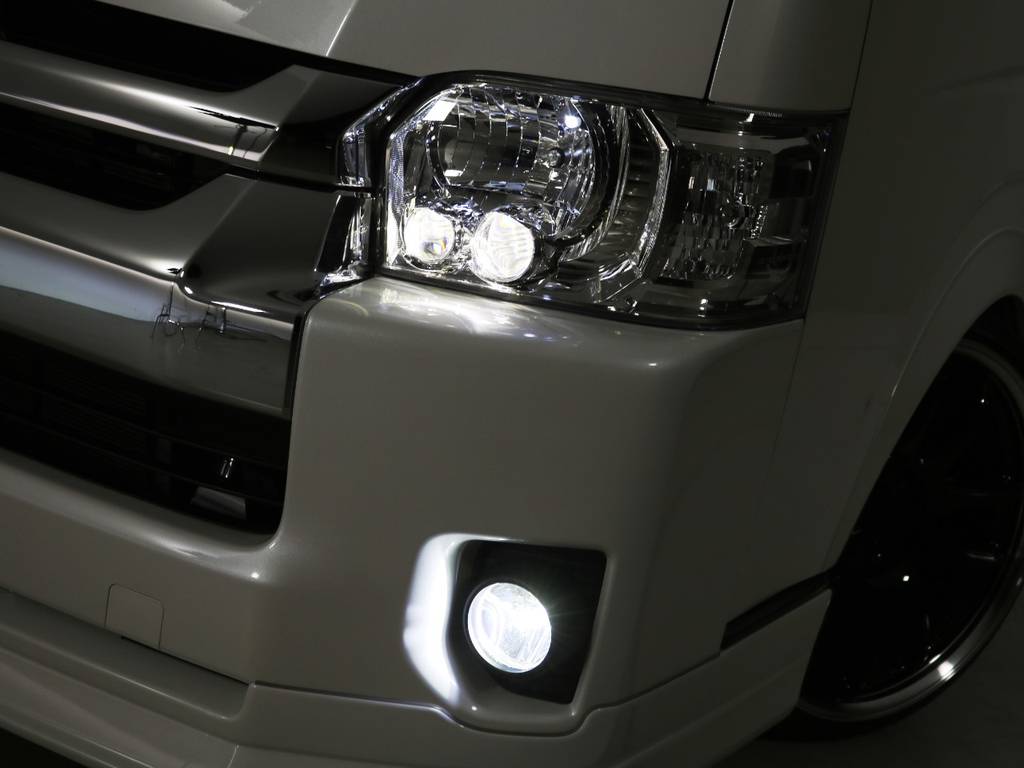 メーカーオプション　ＬＥＤヘッドライト！ポジション＋フォグランプはＦＬＥＸオリジナルＬＥＤバルブへ換装済み♪