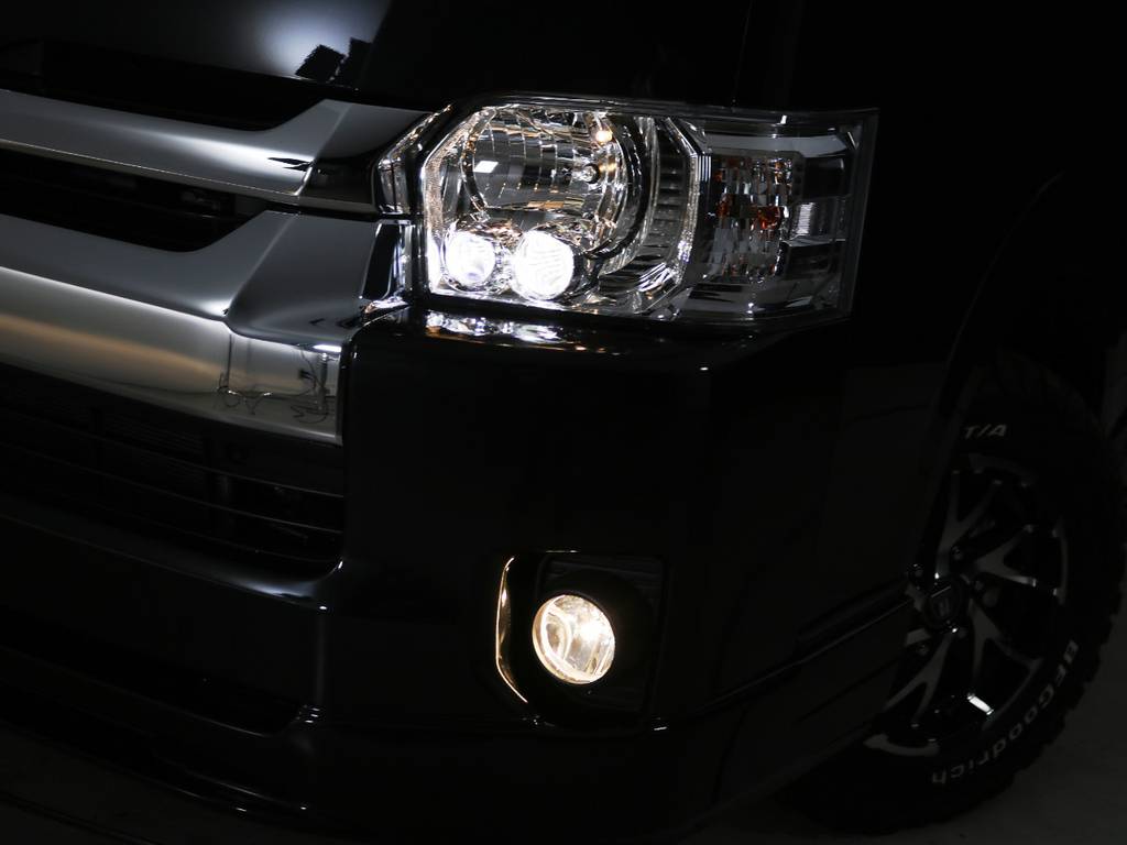 メーカーオプション　ＬＥＤヘッドライト♪