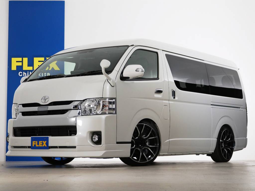 ハイエースワゴンＧＬ　１０人乗り３ナンバー登録　２ＷＤ　床張りスタンダードパッケージ！