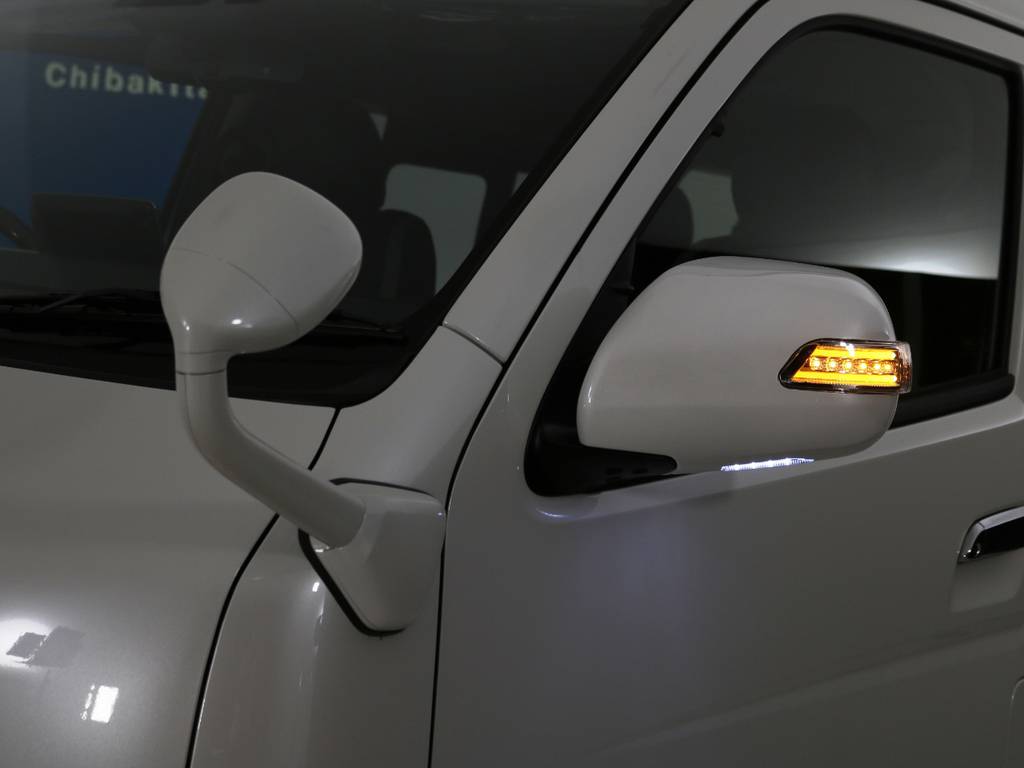 ヴァレンティ　ＬＥＤウィンカーミラー装着済み！