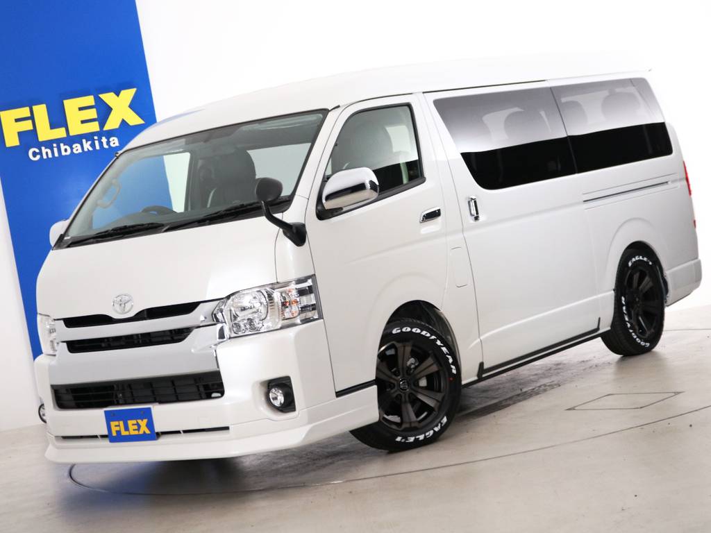 新車未登録　ハイエースワゴンＧＬ　ガソリン４ＷＤ　１０人乗り３ナンバー登録　トヨタ車体特別架装車【ファインテックツアラー】！！