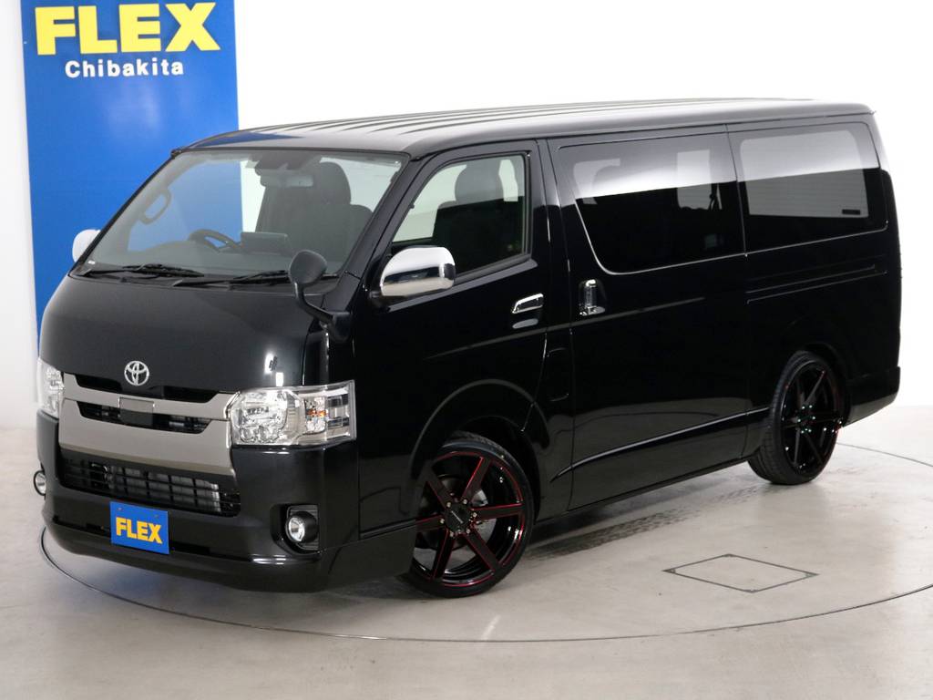 ライトカスタム済み　ハイエースバン　Ｓ－ＧＬ　特別仕様車　ダークプライムⅡ　ガソリン２ＷＤ　５人乗り４ナンバー！