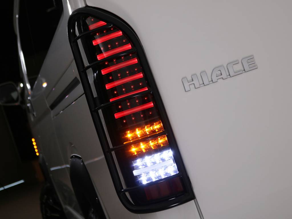 ヴァレンティ　ＬＥＤテールランプ　ジュエル＆ＴＳＤ　Ｓｔｙｌｉｎｇ　テールガード！