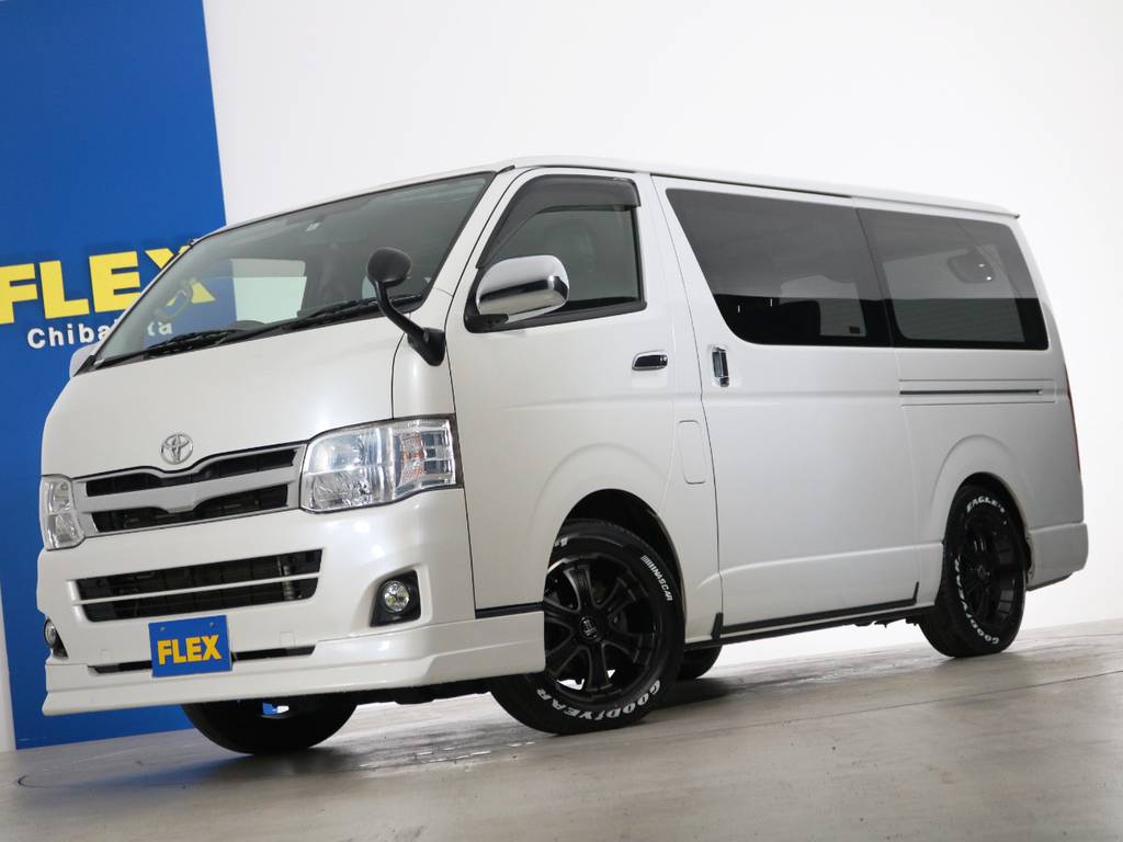 ハイエースバン　Ｓ－ＧＬ　ディーゼルターボ４ＷＤ　寒冷地仕様　内装ＭＲＴタイプ２！