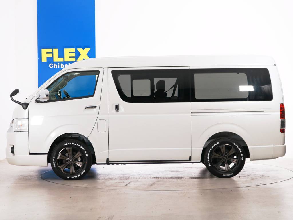 ノーマル車高のお車となります。ローダウン等、追加のカスタムもお任せください！