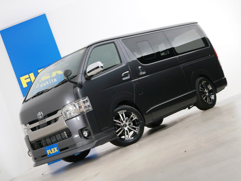 新車未登録　ハイエースバン　Ｓ－ＧＬ　特別仕様車ダークプライムⅡ　ガソリン２ＷＤ　５人乗り４ナンバー登録　ライトカスタムＰＫＧ！