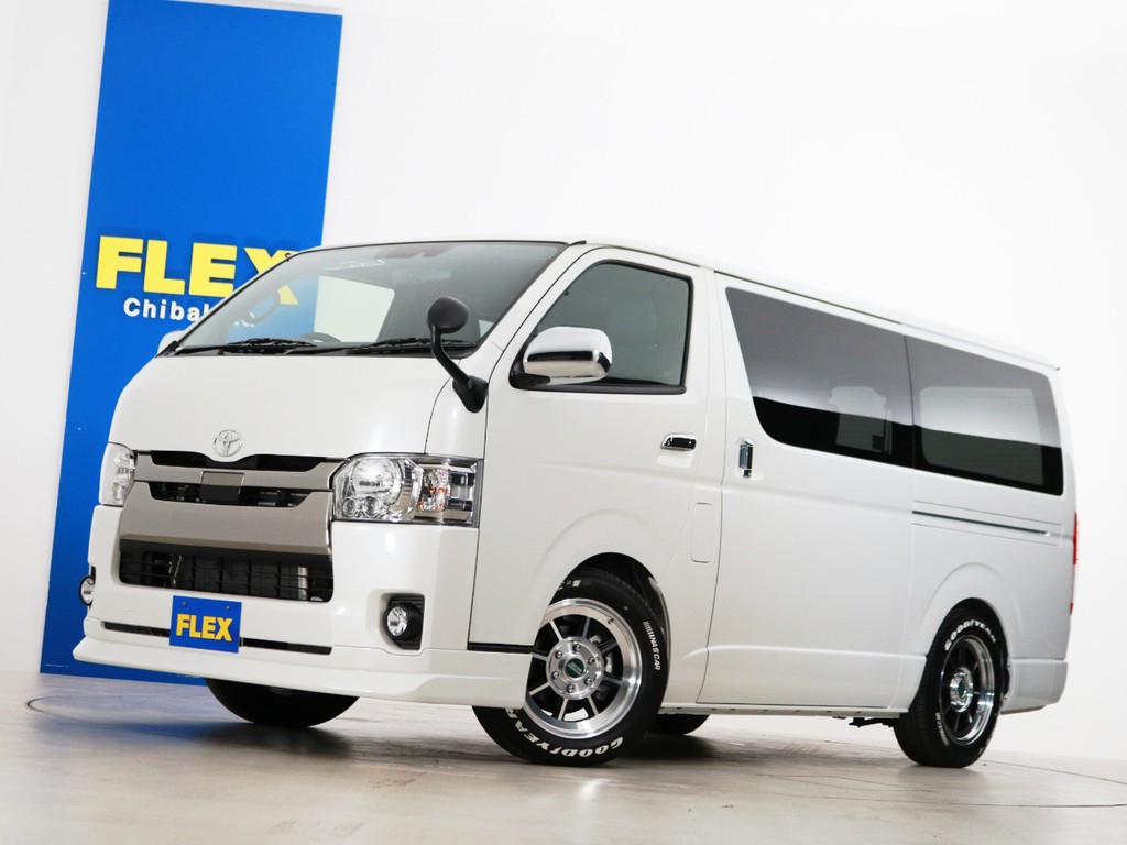 新車未登録　ハイエースバン　Ｓ－ＧＬ　特別仕様車ダークプライムⅡ　ディーゼルターボ２ＷＤ　５人乗り４ナンバー登録　ベッドカスタムＰＫＧ！