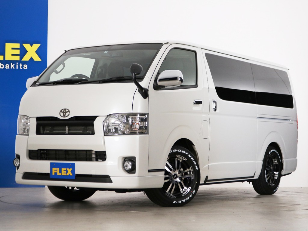 Ｈ２８年　ハイエースバン　Ｓ－ＧＬ　特別仕様車ダークプライム　３．０ディーゼルターボ４ＷＤ　５人乗り４ナンバー登録　寒冷地仕様　ベッドカスタムＰＫＧ！