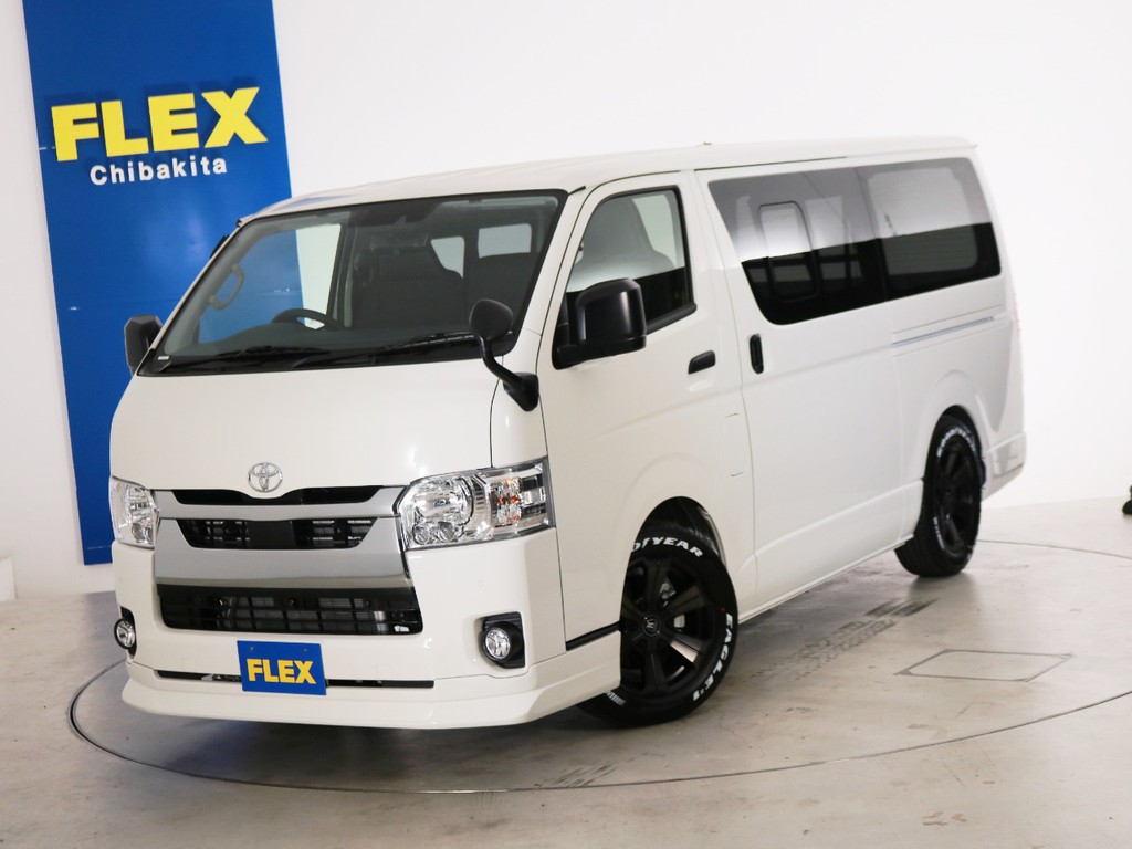 新車未登録　ハイエースバン　ＤＸ　ＧＬパッケージ　一部改良後【新型】　６人乗り４ナンバー登録　ディーゼルターボ２ＷＤ　ライトカスタムＰＫＧ！