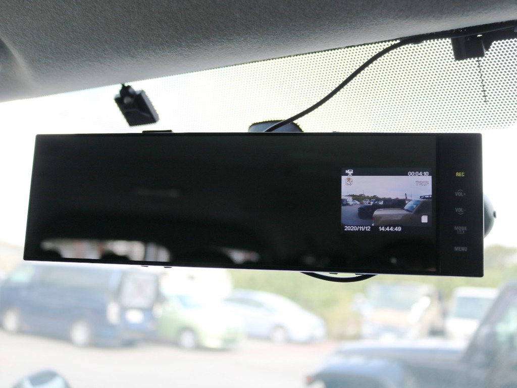 ユピテル　ミラー一体型ドライブレコーダー♪