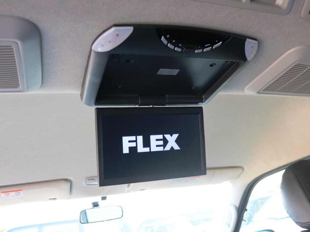 社外　フリップダウンモニター！