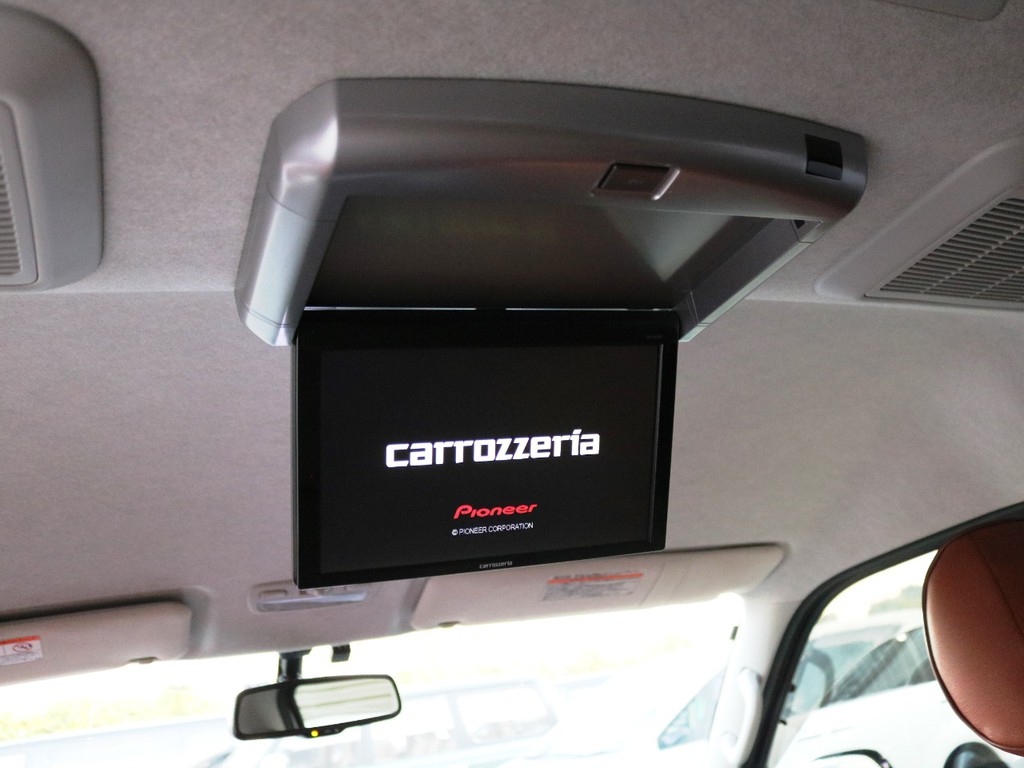 カロッツェリア　１０．２型　フリップダウンモニター！