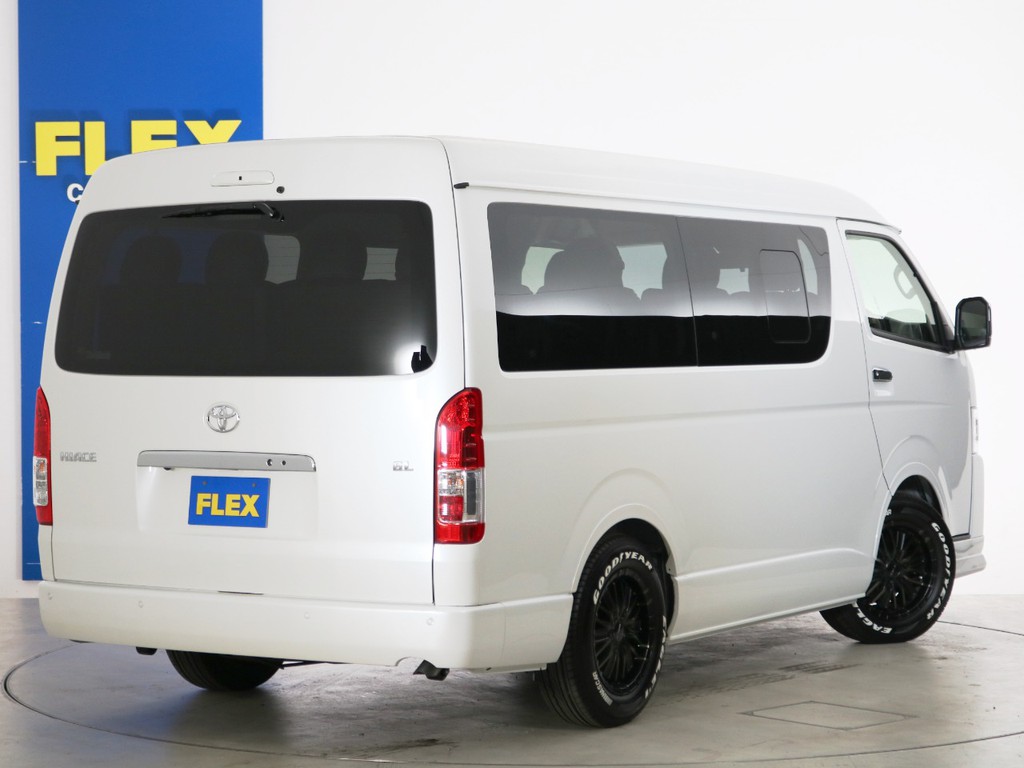 常時７０台以上のハイエース在庫数、フレックス株式会社ハイエース千葉北店！
