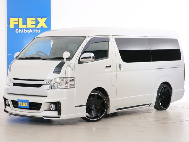 Ｈ２９年　買取直販　６．２万ｋｍ　ハイエースワゴンＧＬ　ガソリン２ＷＤ　ダイナスティフルエアロ　内装アレンジ【ラウンジ３α】！
