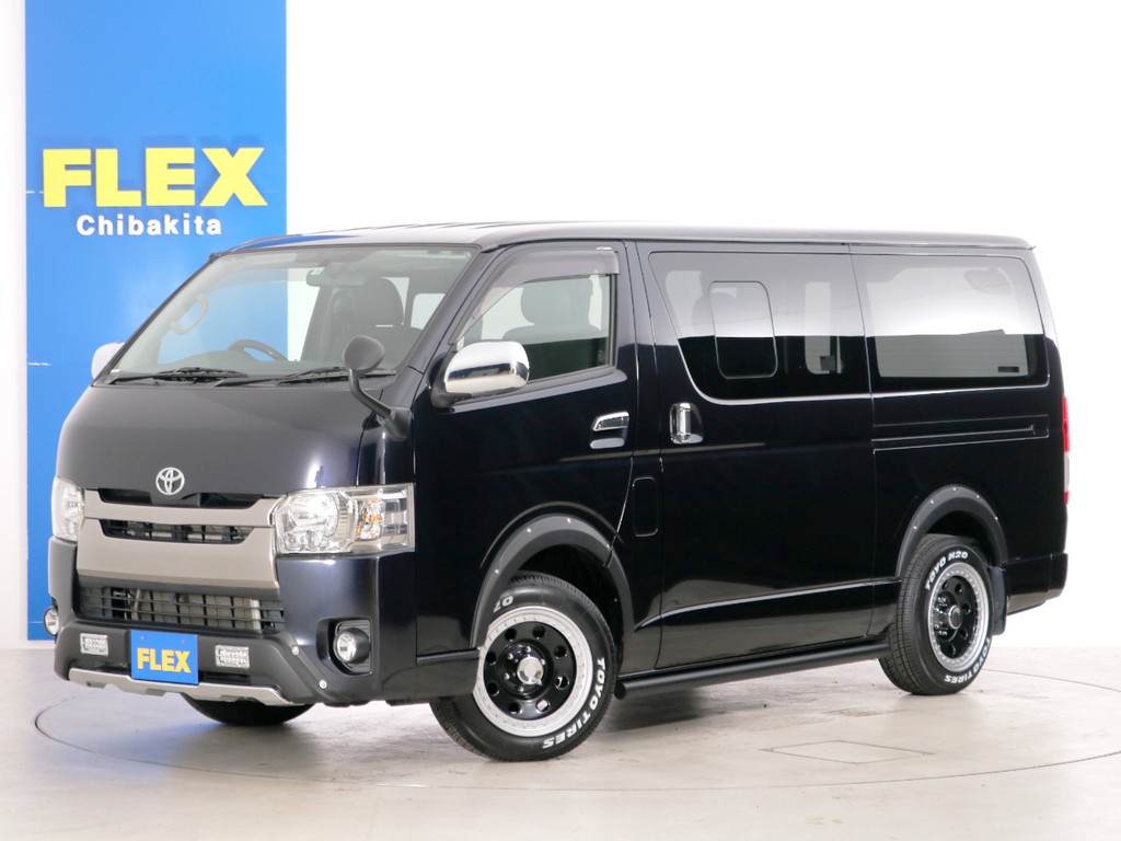 Ｈ２８年　３．３万ｋｍ　ハイエースバン　Ｓ－ＧＬ　ＤＰ　ガソリン２ＷＤ　ライトカスタムＰＫＧ！