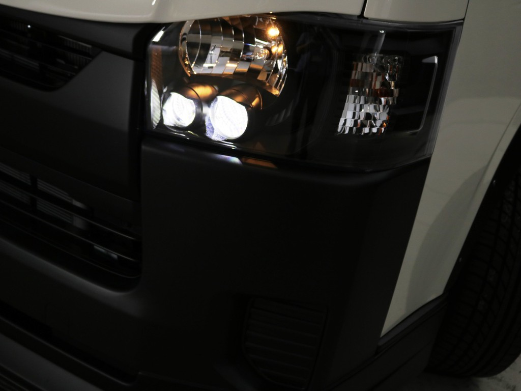 メーカーオプション　ＬＥＤヘッドランプ！ヘッドライトはインナーブラック施工済み♪