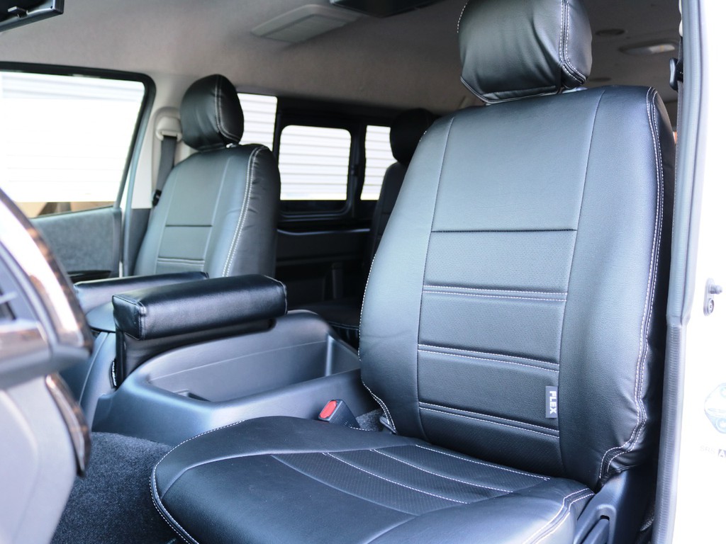 新品　全席黒革調シートカバー装着済み♪