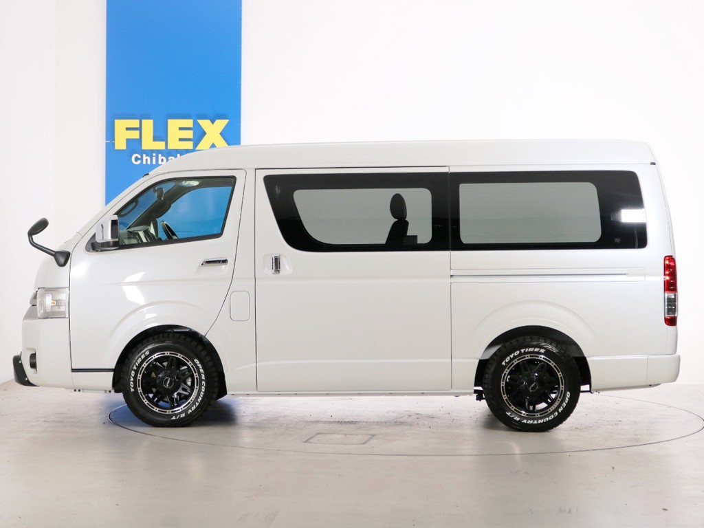 ノーマル車高のお車となります。ローダウン等、追加のカスタムもお任せください！