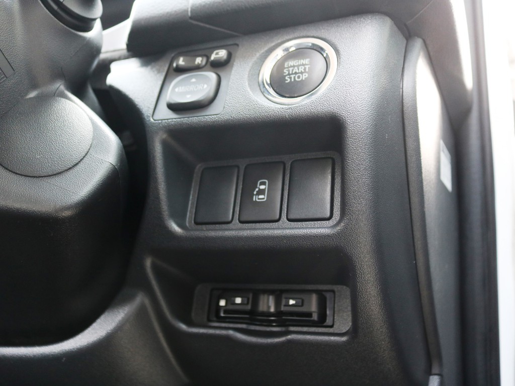 メーカーオプション　プッシュスタートシステム！