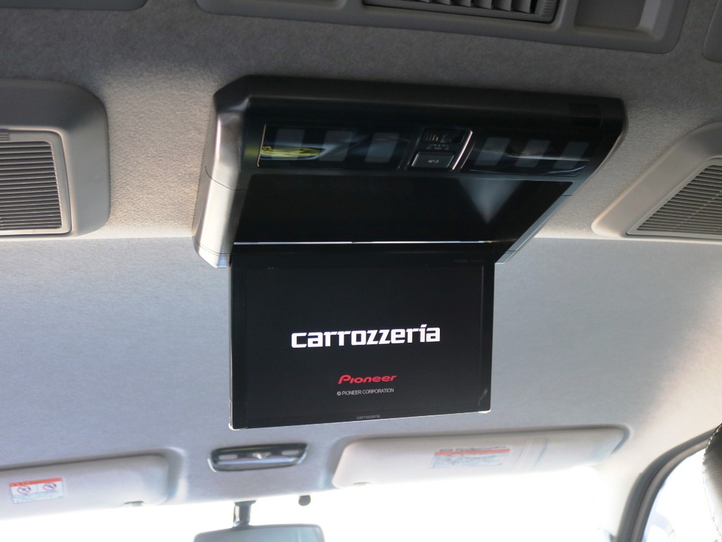 カロッツェリア　１０．２型　フリップダウンモニター！