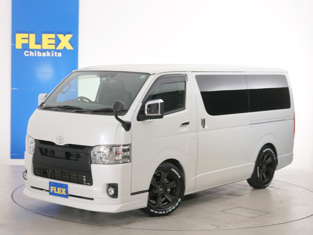 Ｒ３年　３．６万ｋｍ　ハイエースバン　Ｓ－ＧＬ　特別仕様車【ダークプライムⅡ】　ディーゼルターボ２ＷＤ　５人乗り４ナンバー登録　ライトカスタムＰＫＧ！
